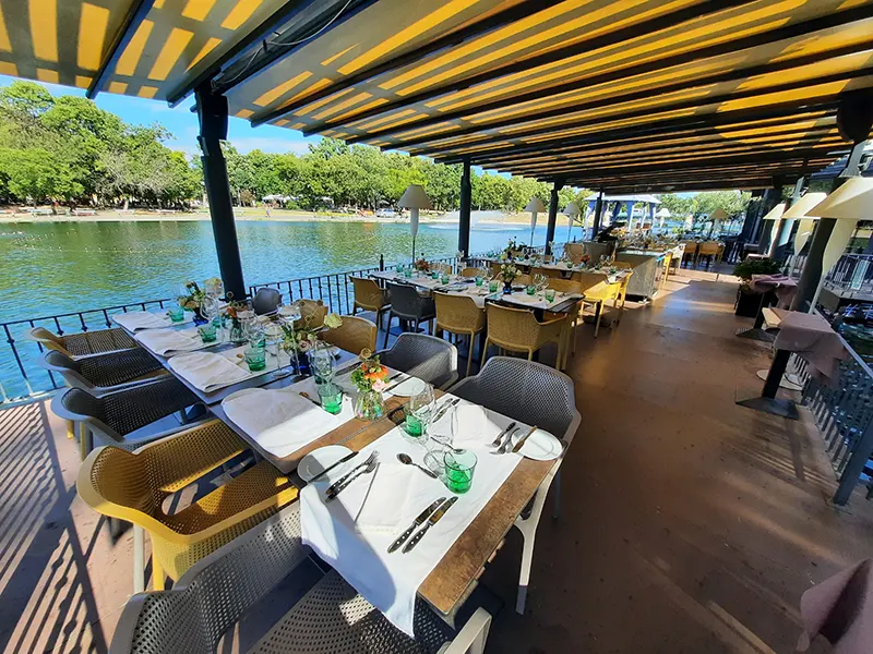 Robinson nagy terasz